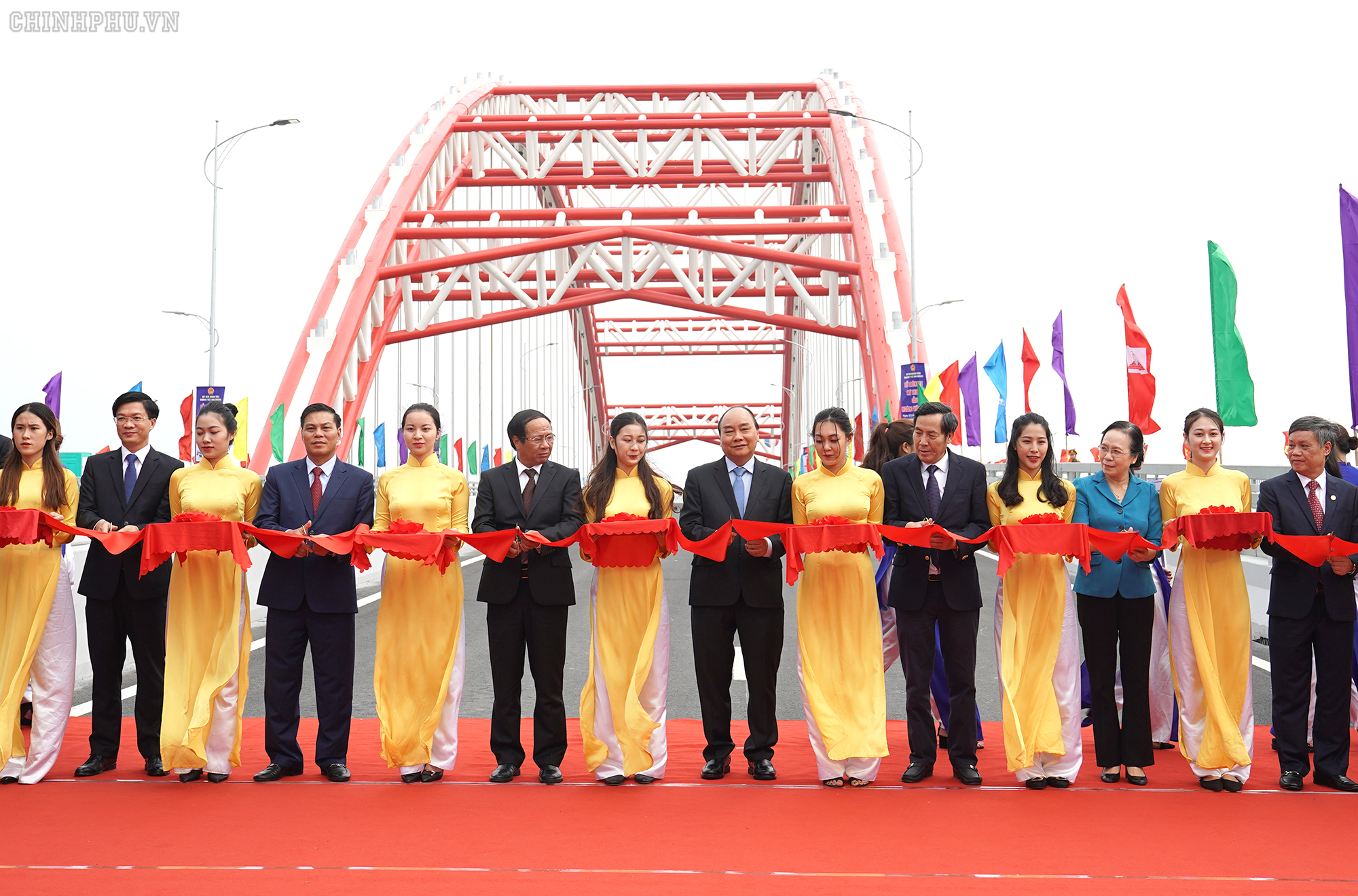 Chùm ảnh: Thủ tướng dự lễ thông xe cầu Hoàng Văn Thụ, Hải Phòng